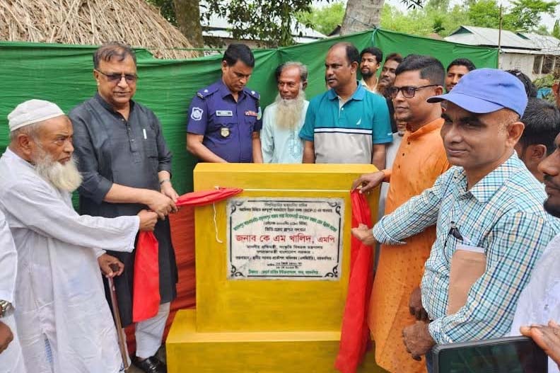 সংস্কৃতি প্রতিমন্ত্রীর সড়ক উন্নয়ন কাজের ভিত্তিপ্রস্তর স্থাপন