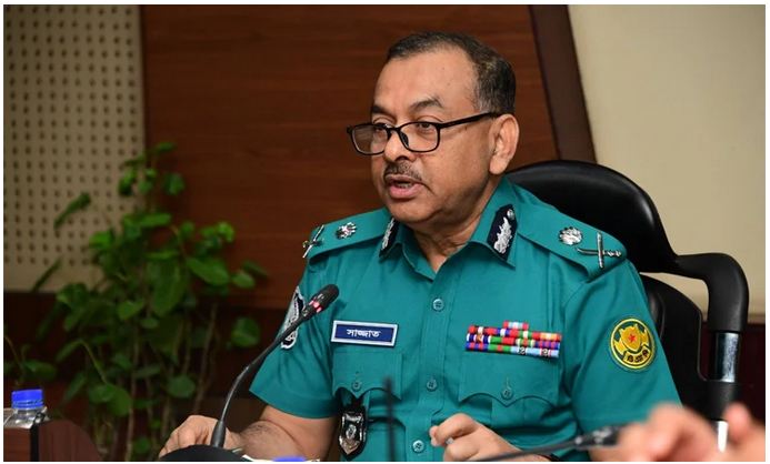 সরকার নির্ধারিত হাসিলের বাইরে অতিরিক্ত অর্থ আদায় করা যাবে না: ডিএমপি কমিশনার সরকার নির্ধারিত হাসিলের বাইরে অতিরিক্ত অর্থ আদায় করা যাবে না: ডিএমপি কমিশনার